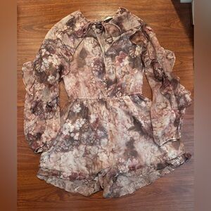 Astr Floral Print Long Sleeve Romper